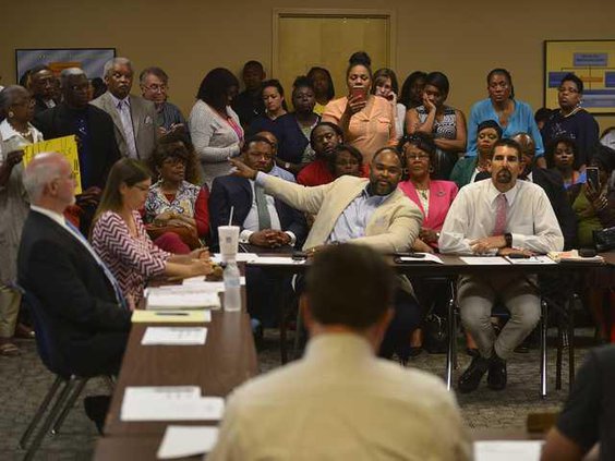 W 042618 SCHOOL BOARD 02