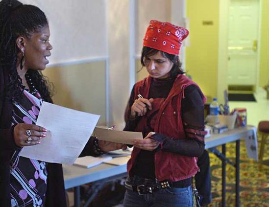 110207 EARLY VOTING 2