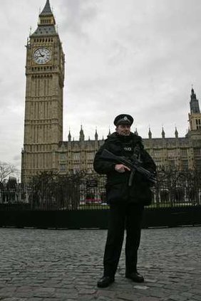 BRITAIN SECURITY LS 5431064