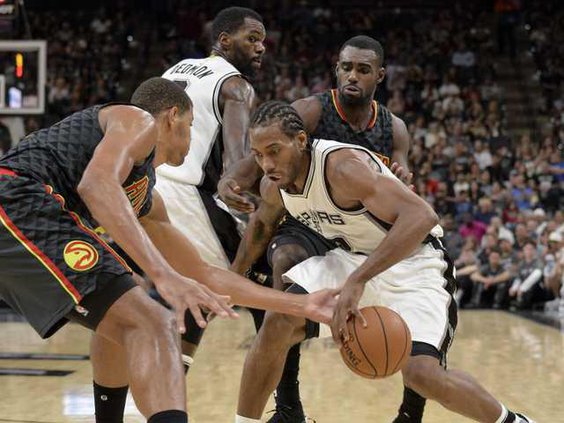 Hawks Spurs Basketbal Heal WEB