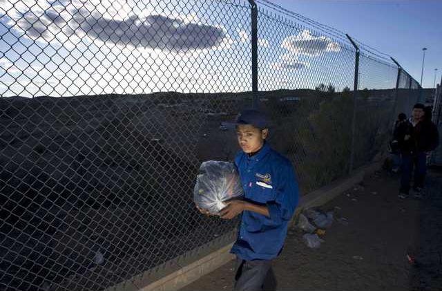 Mexico Migrants Giv 5878221