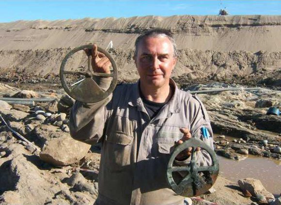 NAMIBIA SHIPWRECK W 5854099