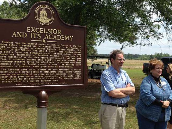 W Excelsior Marker 003