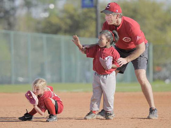 W SWING INTO SPRING File