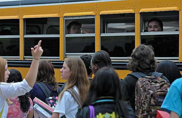 080311 SCHOOL BUS AC 01 web