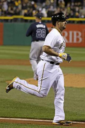 Braves Pirates Baseba Heal