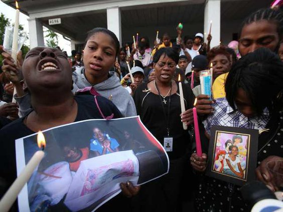 Police Search Girl Ki Heal