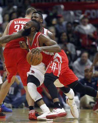 Rockets Hawks Basketb Heal