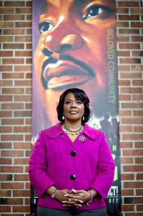 King Holiday Inaugura Ledb