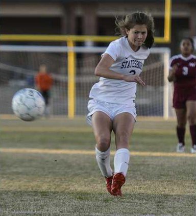 030918 SHS GIRLS SOCCER 03