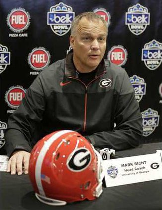 Belk Bowl Football Heal WEB