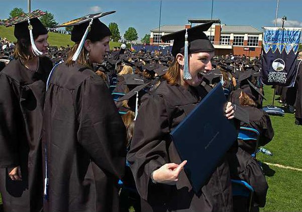 050909 GSU GRADUATION 03 web