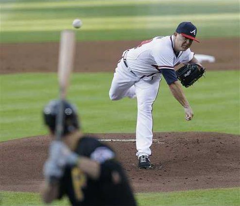 Pirates Braves Baseba Heal WEB