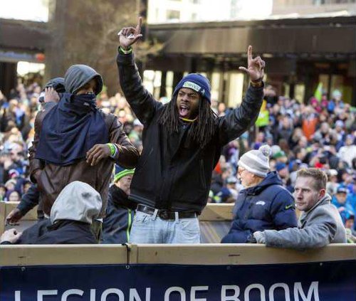 Seahawks Parade Footb Heal