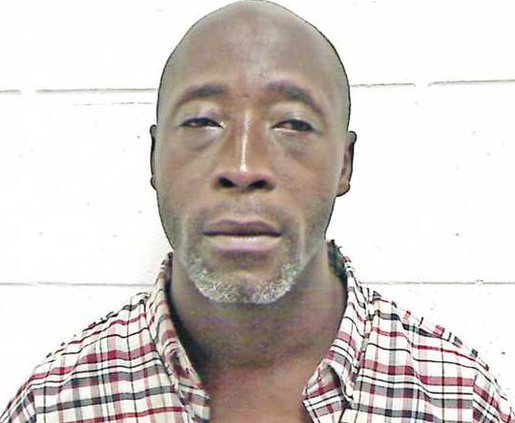 JAIL INMATE SAXTON JOE AMOS FRONT 07262017 054119 783 PM