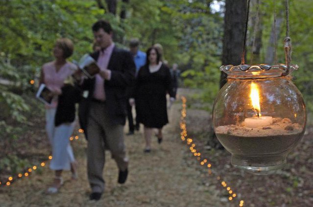 041907 BOTANICL GALA 1