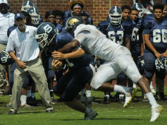090316 SHS FOOTBALL 04 WEB