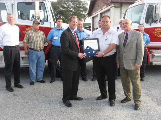 Kingston-firefighters