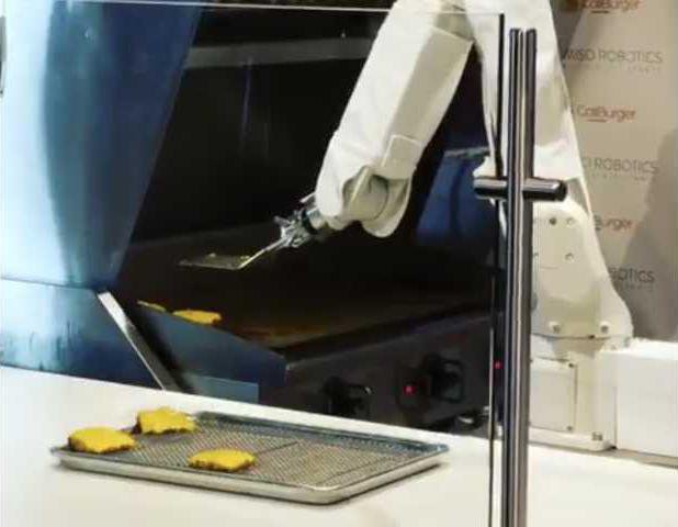 Meet Flippy, the robot who can flip burgers at this burger chain ...