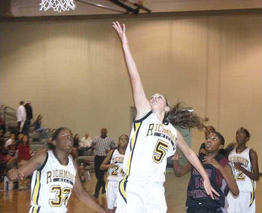 Logan-RH-girls-vs-SE