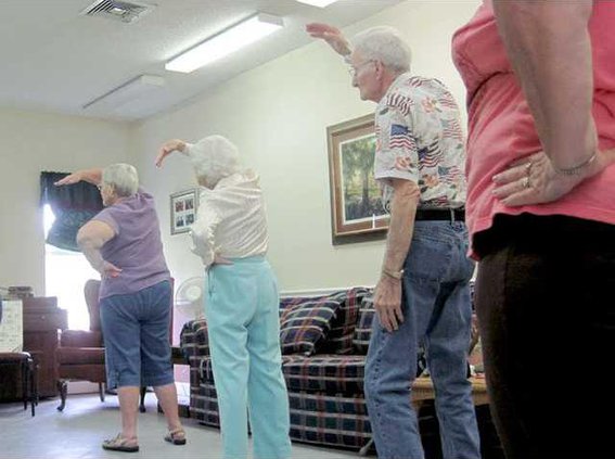 SeniorCenter-MovinGroovin