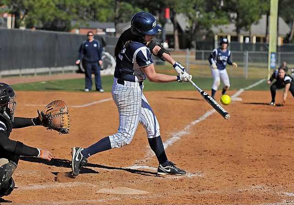 021211 GSU SOFTBALL 02 web