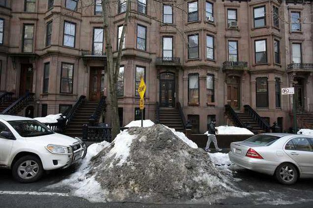 Snow Surprises Heal WEB