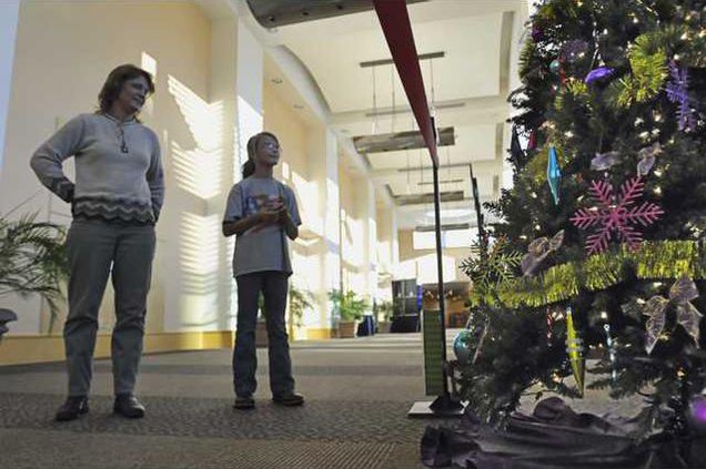 111708 PARADE OF TREES 01 