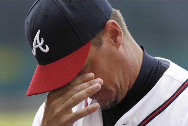 APTOPIX Braves Jones Heal