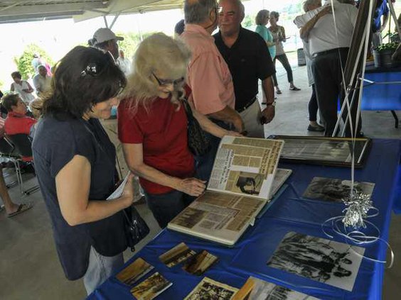 W 090816 MEMORIAL POOL 01