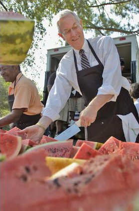 071007 WATERMELON CUTTING 1