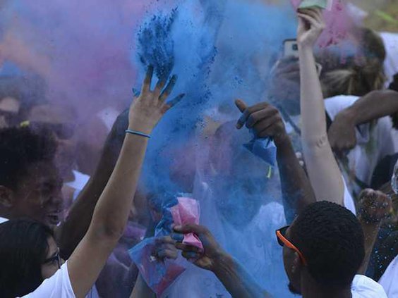 W color rain 032317 GSU HOLI 02