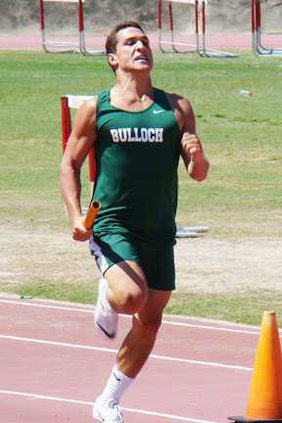 sheppard in 4x400 relay WEB