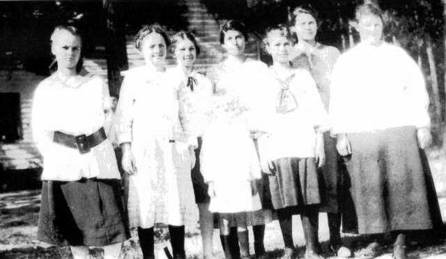 Miller Chapel girls 1918
