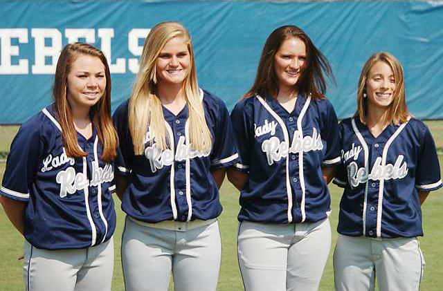 08.12 echs seniors 1