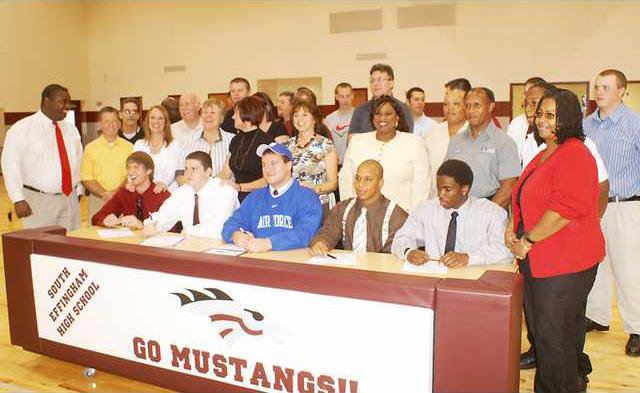 02.07 sehs five sign