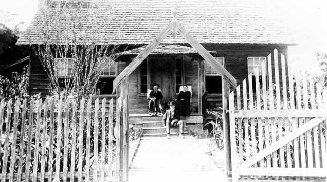 Home of John Frederick Helmly n wife