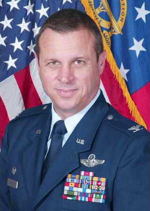 Col Jesse Simmons