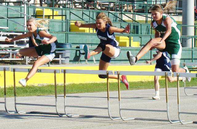 nelson burke in 100 hurdles 2