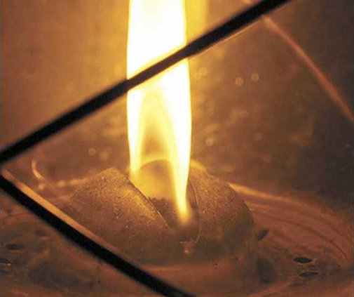 W lantern-light