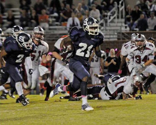 102612 SHS FOOTBALL 01