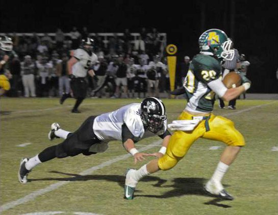 110212 BA FOOTBALL 01