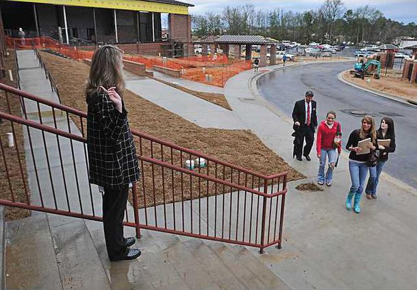 010709 NEW SHS 01 web