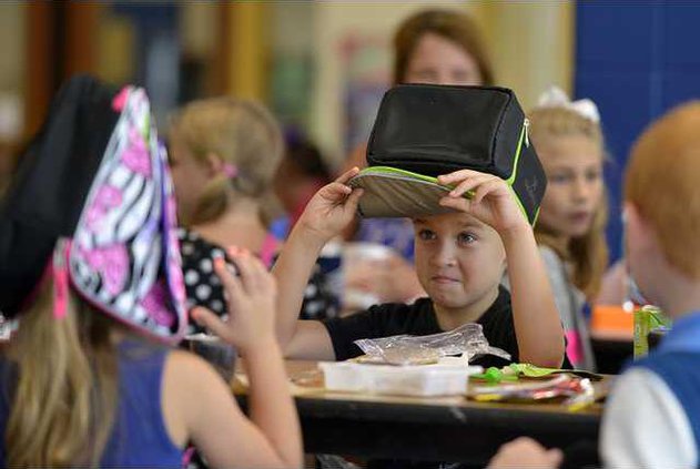 080114 FIRST DAY SCHOOL 01