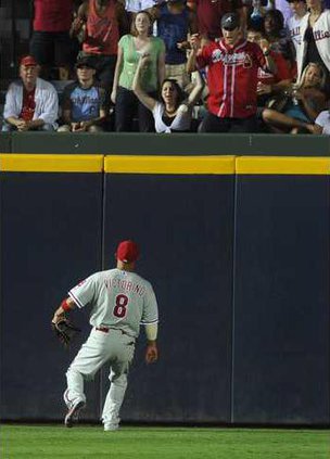 Phillies Braves Baseb Heal