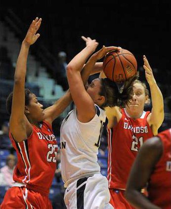 020612 BKW GSU HOOPS 02