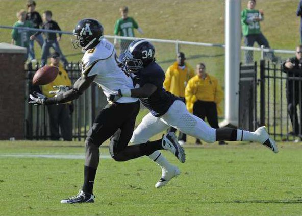 GASTA105 GSU AP ST FOOTBALL WEB