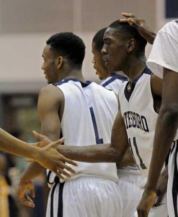 021513 BKB SHS HOOPS 02