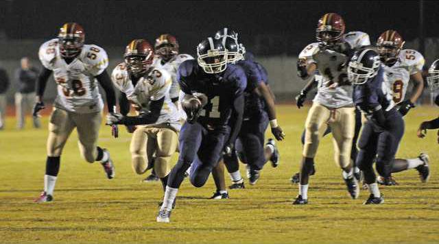 110912 SHS FOOTBALL 03