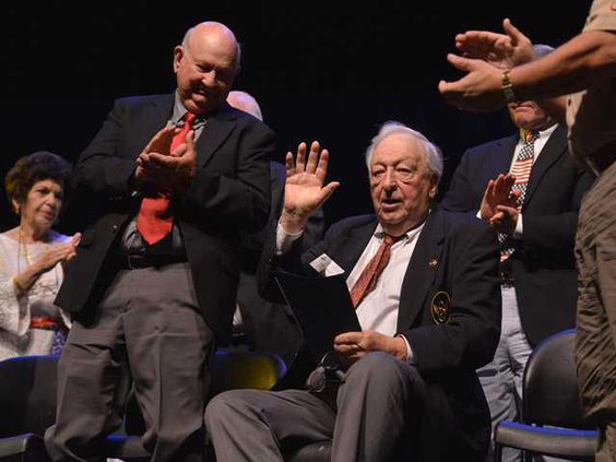 W 052515 MEMORIAL DAY 01